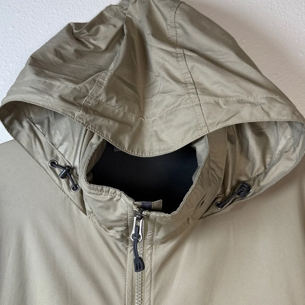REI Hooded Windbreaker Jacket Men XL Tan  Neutral Outdoor Zip Pockets Mesh Lined